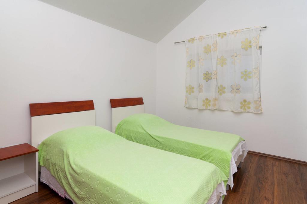 Apartment David Rogoznica  Rum bild